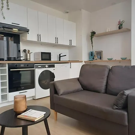 Le Clos Carnot 5 - Proche Commodites Apartment